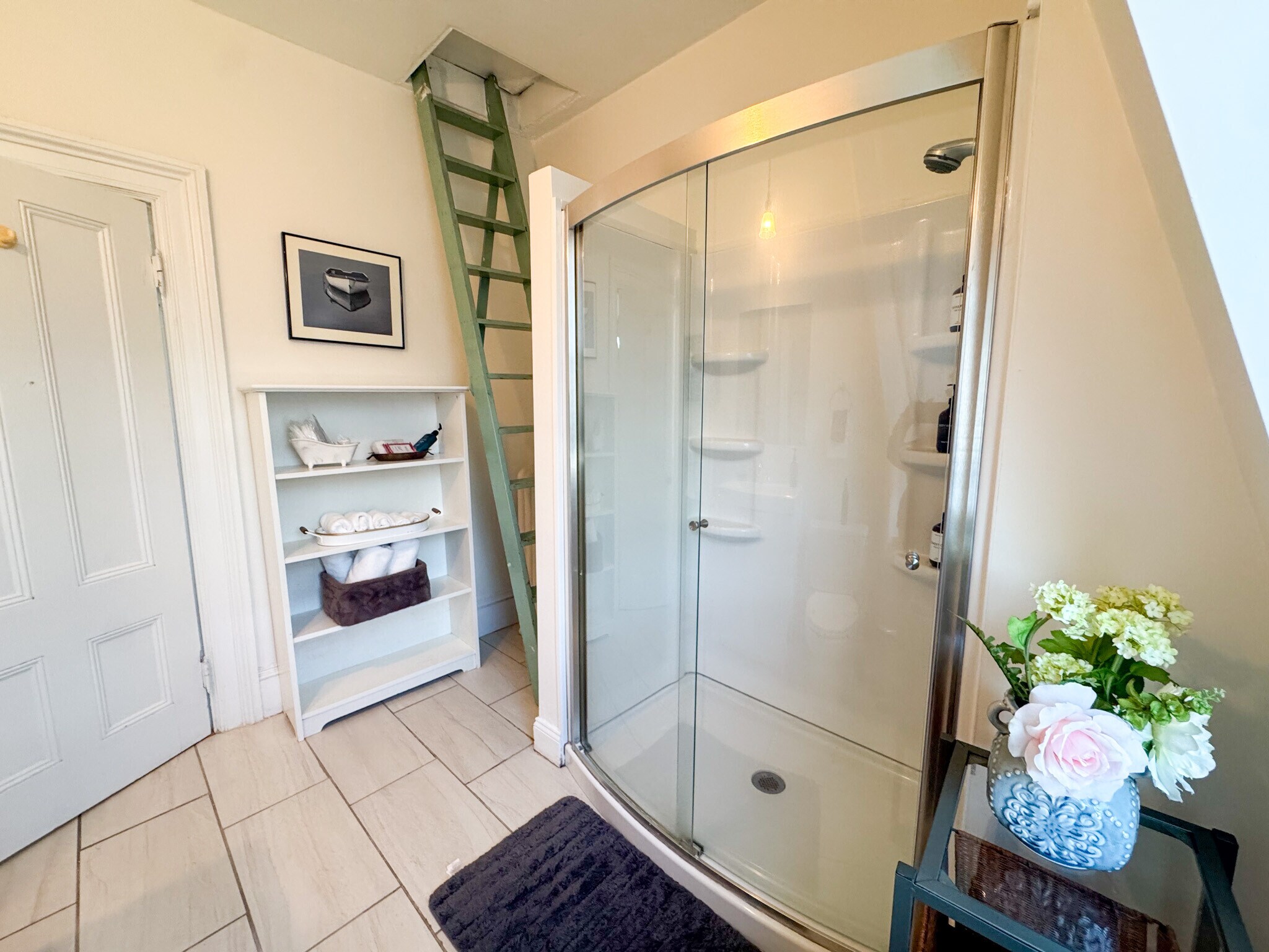 Building Photo - 39 Cypress St