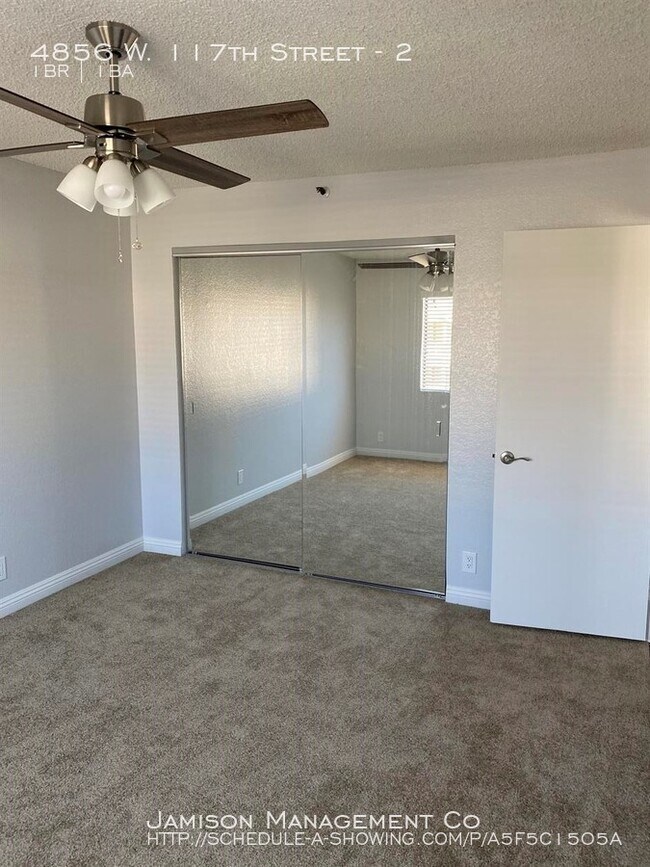 Building Photo - 4856 W 117th St