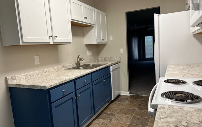 Building Photo - 327 Twin Eagles Dr