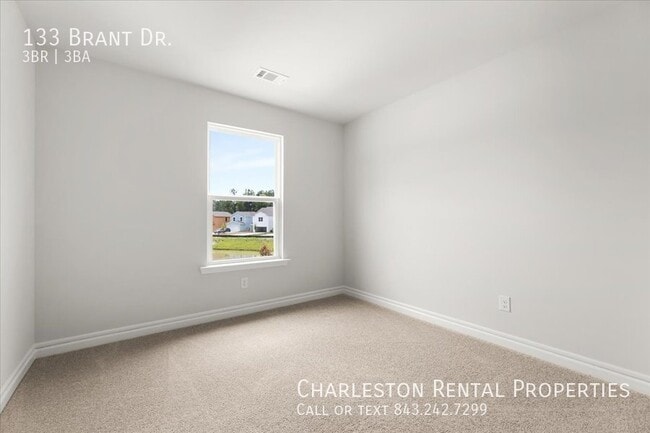 Building Photo - 133 Brant Drive