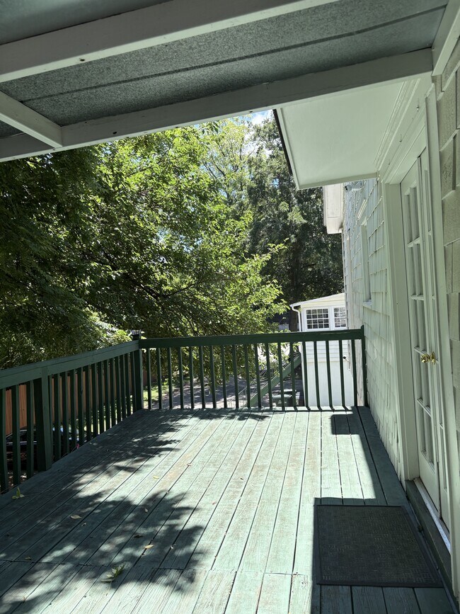 Building Photo - 334 Kennesaw Ave NW