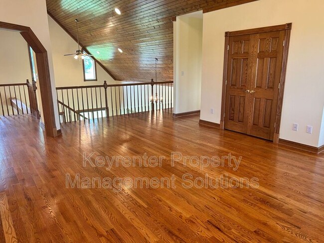 Building Photo - 33 Hodge Farm Ln