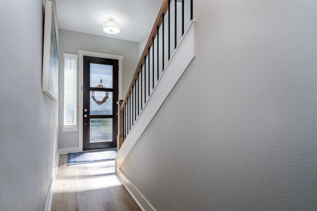 Building Photo - 968 Ford Pines Ln