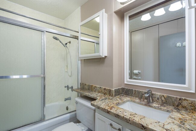 Building Photo - Kinau Lanais - One bedroom, one bath, one assigned parking