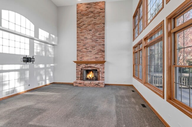 Building Photo - 4N550 School Rd