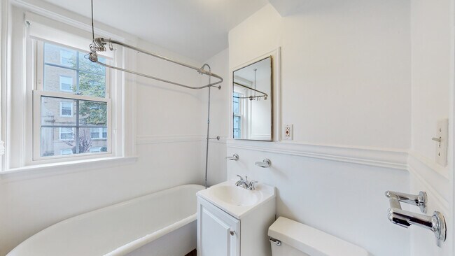 Building Photo - 120 Summer St