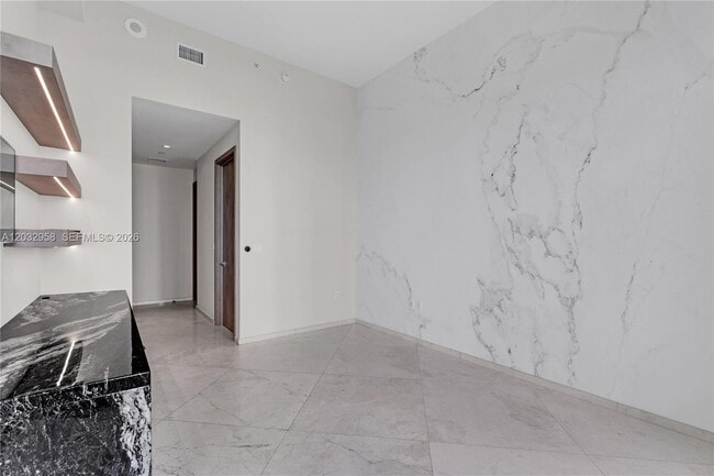 Building Photo - 900 Brickell Key Blvd