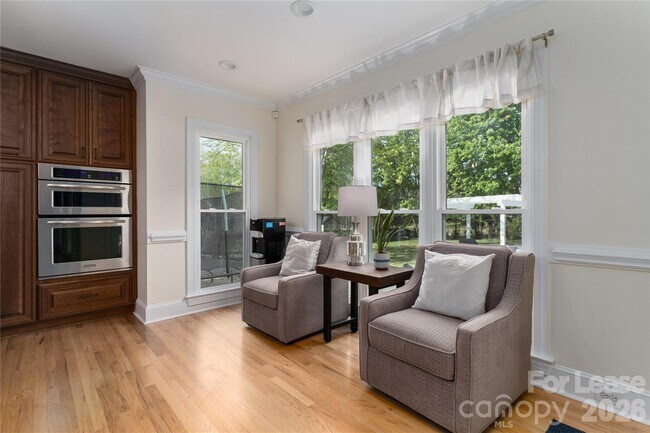 Building Photo - 16647 Greenfarm Rd