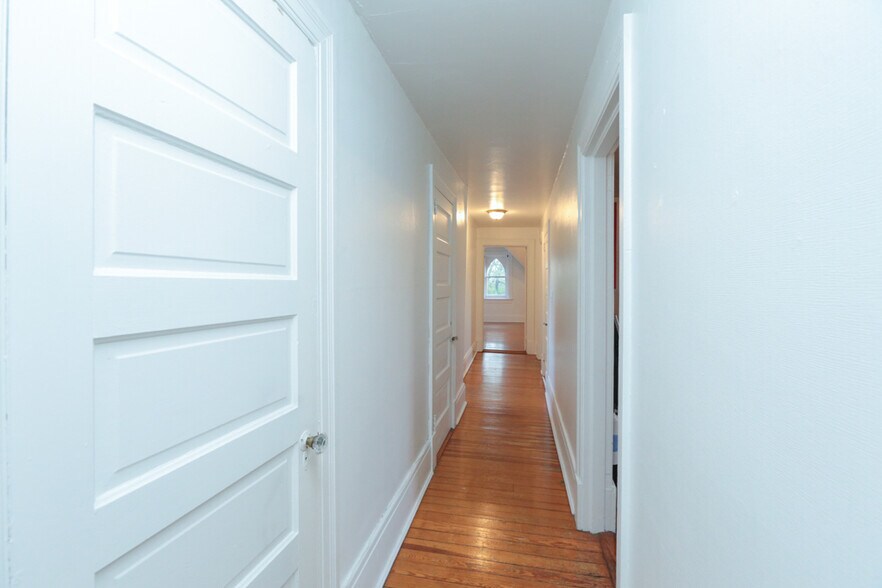 Building Photo - 1134 Westover Ave