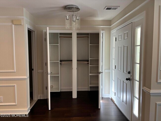 Building Photo - 276 Sugar Maple Ct