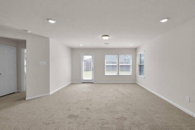 Building Photo - 1115 Littleton Ct
