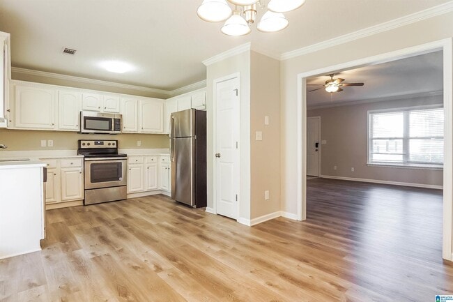 Building Photo - 15554 Brookstone Dr