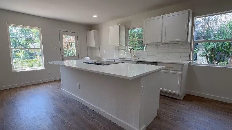 Building Photo - 10734 Coogan Dr