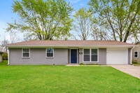 Building Photo - 10213 Catalina Dr