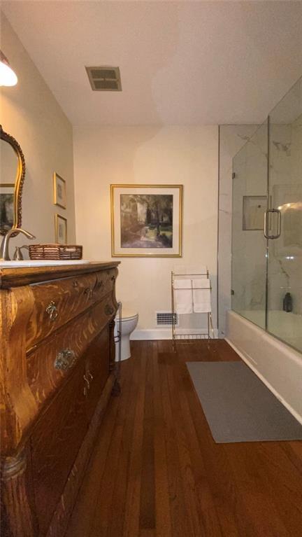 Building Photo - 2901 Victoria Dr