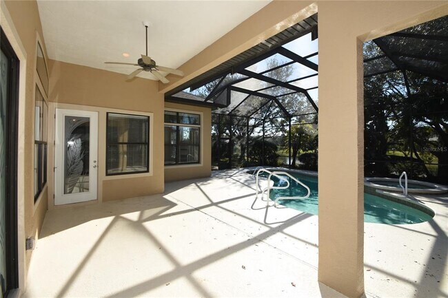 Building Photo - 16 Eastlake Dr