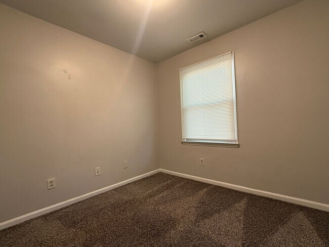 Building Photo - 8317 Summerglen Cir