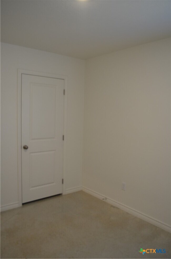 Building Photo - 1222 Lehmann Dr