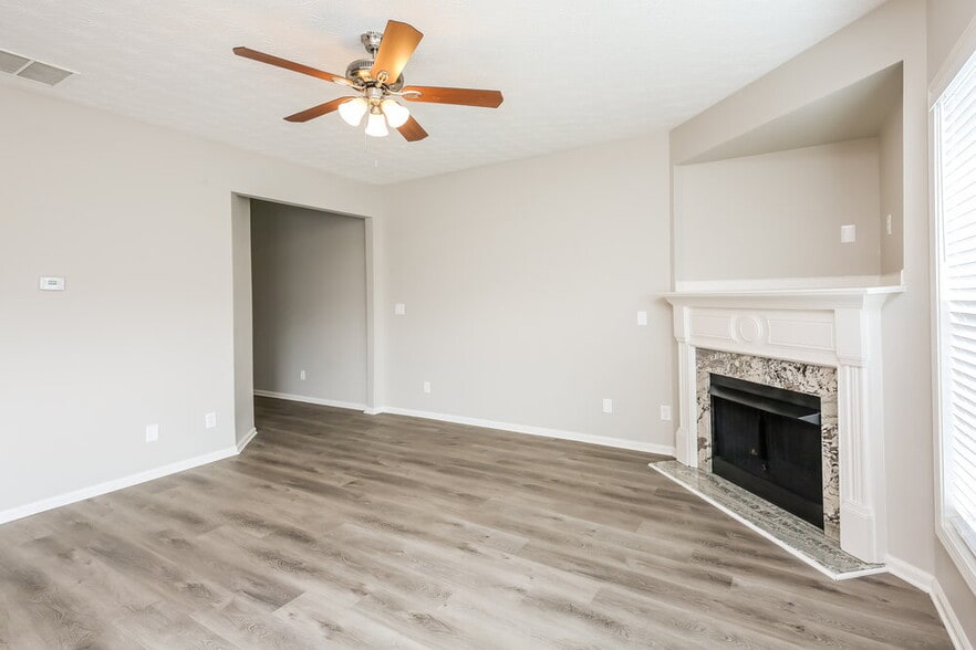 Building Photo - 461 Pondweed Dr