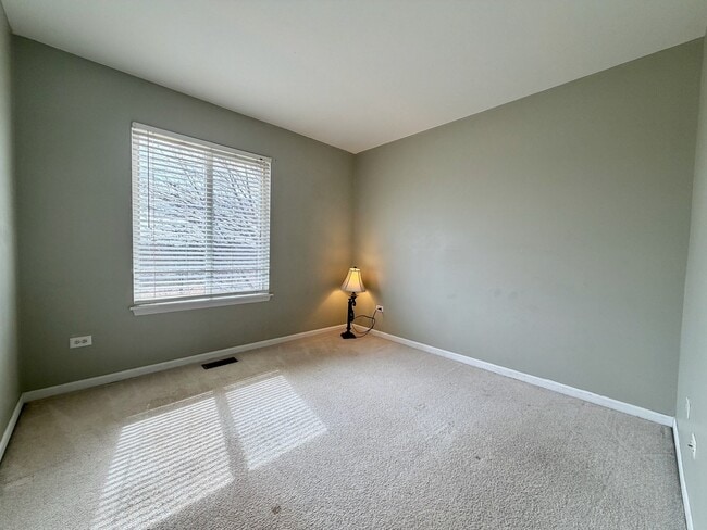 Building Photo - 2479 Montclair Ln