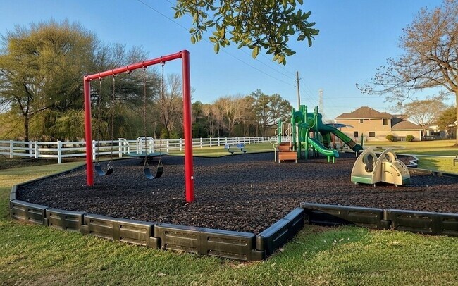 Building Photo - 10018 Chase Ct