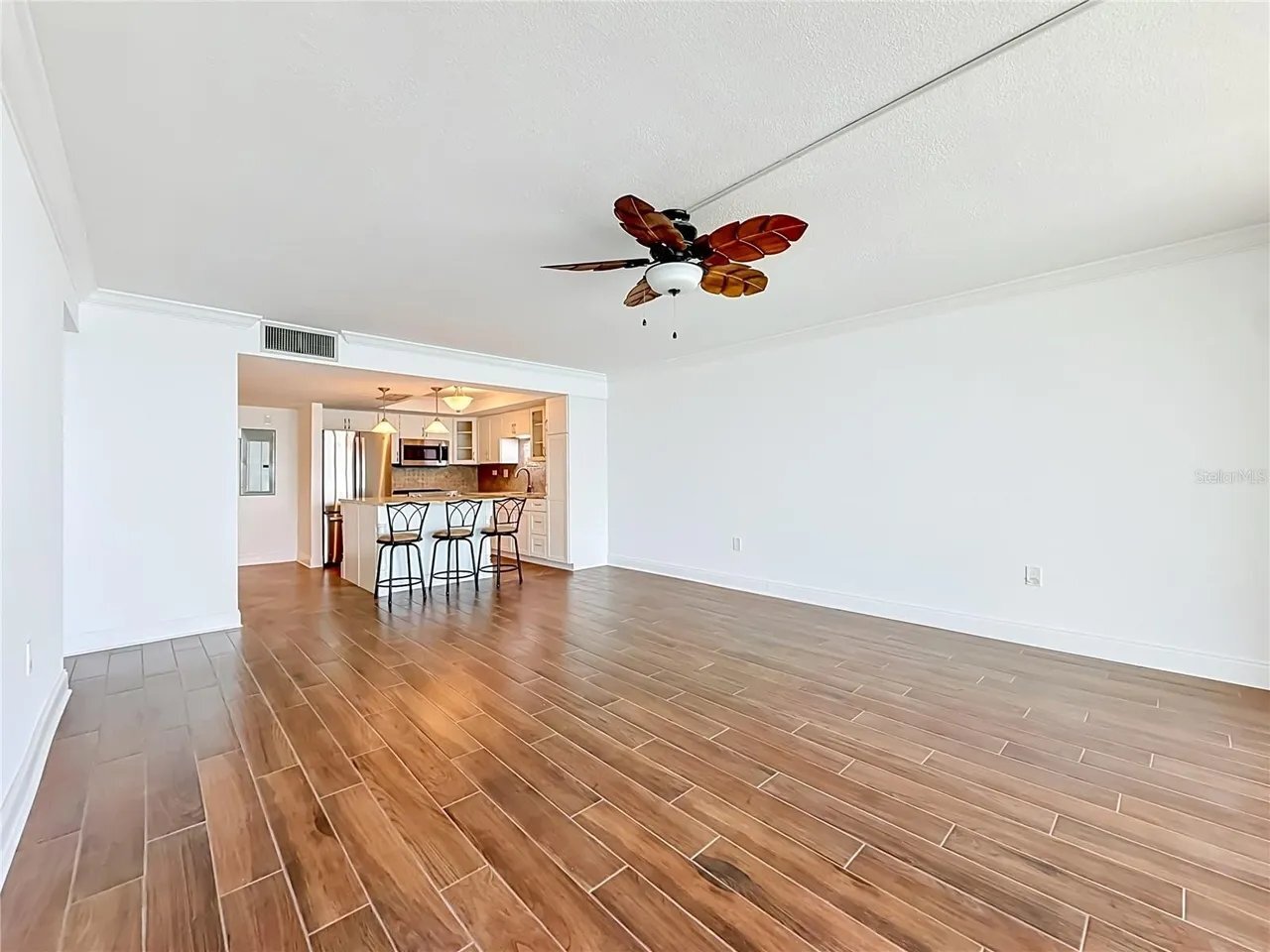 Building Photo - 450 Treasure Island Causeway