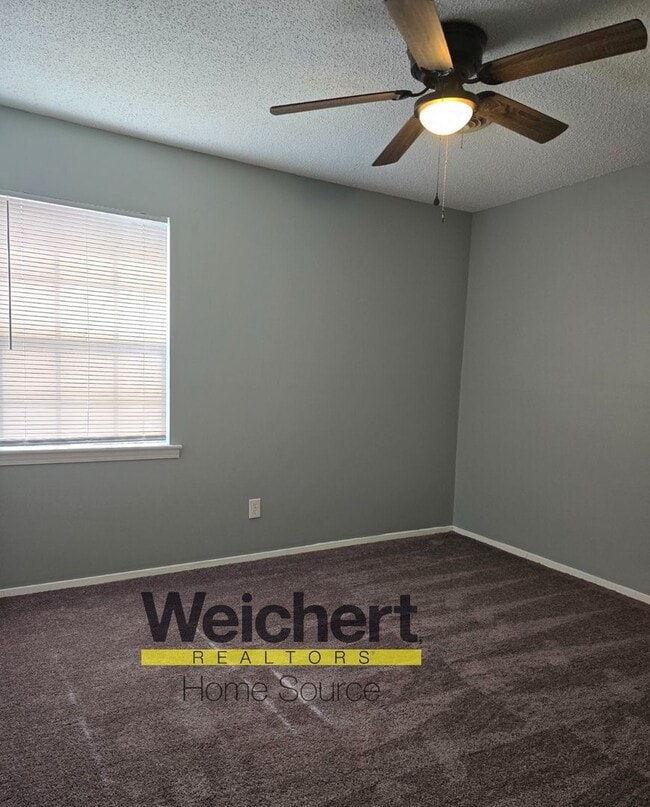 Building Photo - 3 Bed 1 bath home with a fenced in yard in Paragould