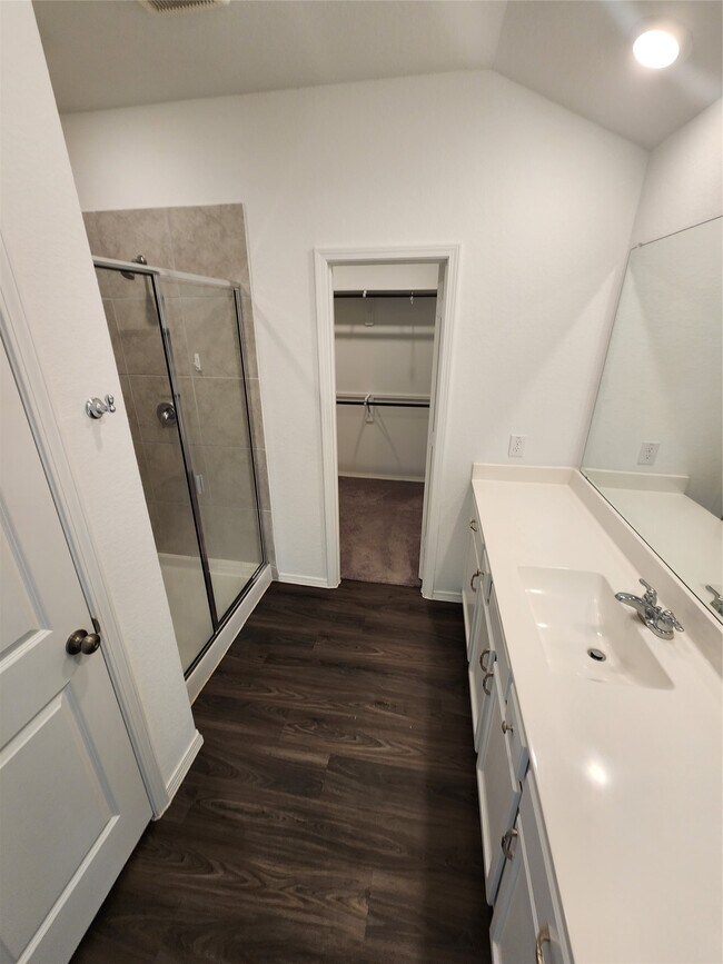 Building Photo - 18419 Cobalt Cove Ln