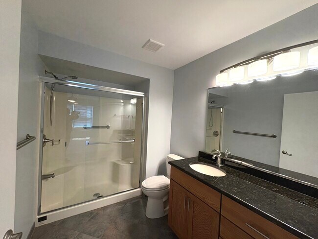 Building Photo - 258 Odlum Ct