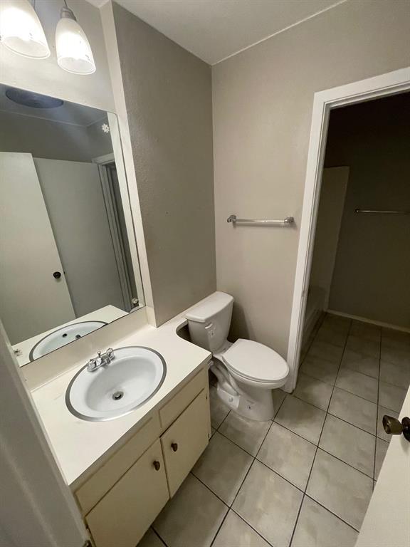 Building Photo - 8105 Ceberry Dr