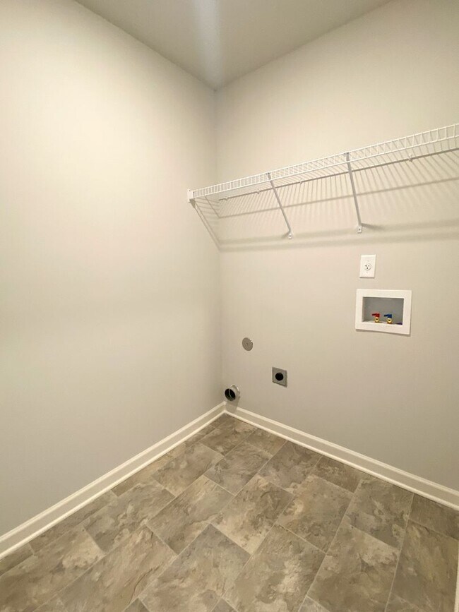 Building Photo - 3 bed 2 bath built in 2023 in Byhalia