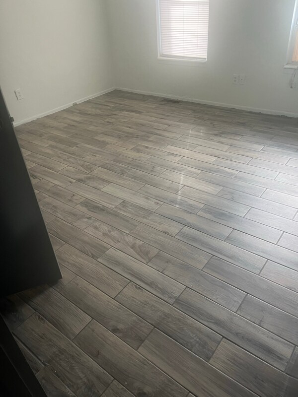 Building Photo - 9347 W Longview Pkwy