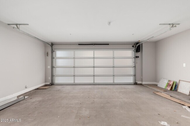 Building Photo - 4525 N 40th St