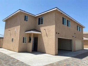 Building Photo - 2666 Humbert Ave