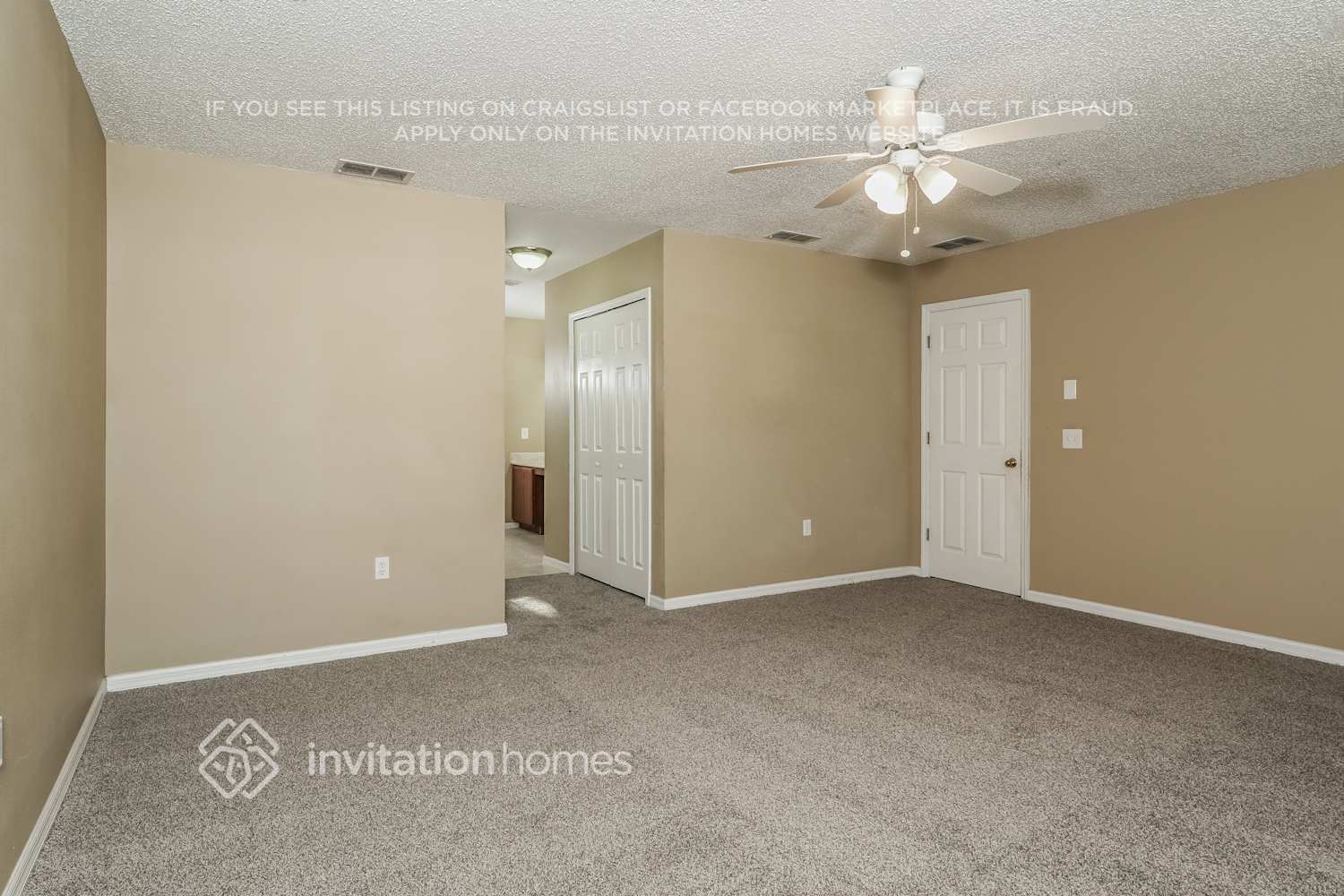 Building Photo - 220 Cimarron Dr