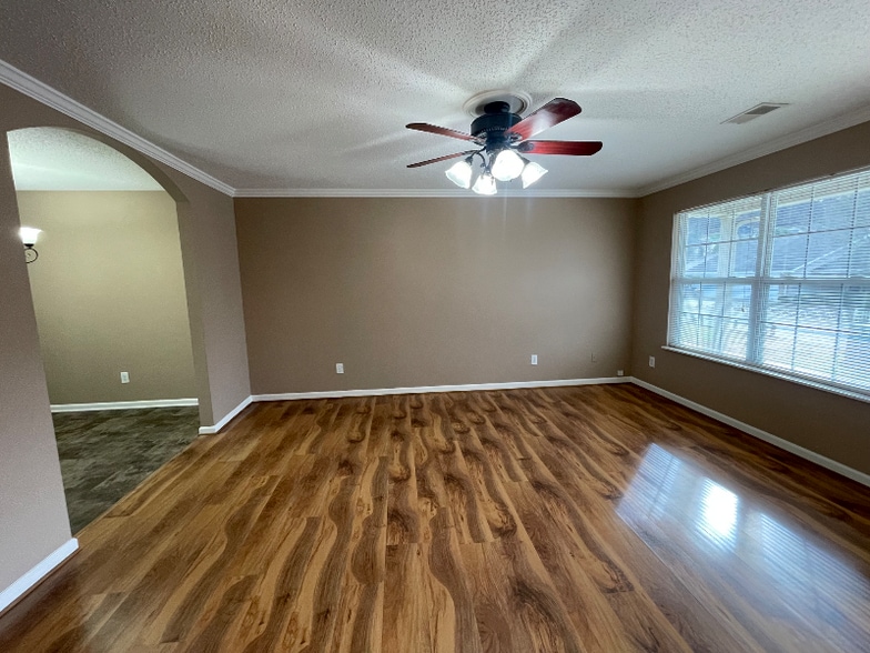 Building Photo - 258 Dumplin Ln