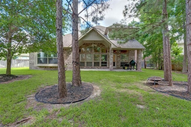 Building Photo - 3 Galleta Ct
