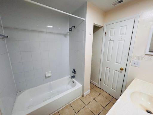 Building Photo - 7209 SW 45th Pl