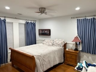 Building Photo - 1320 Montclaire Way