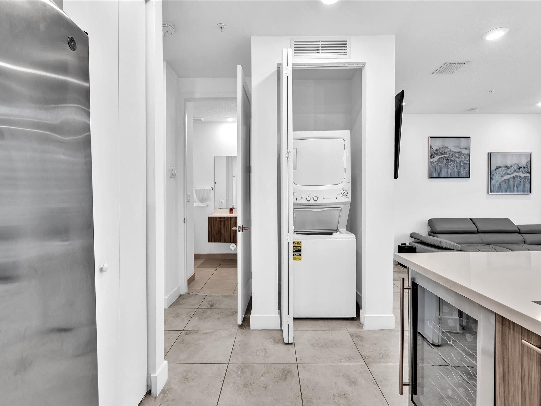 Building Photo - 6410 NW 102nd Path