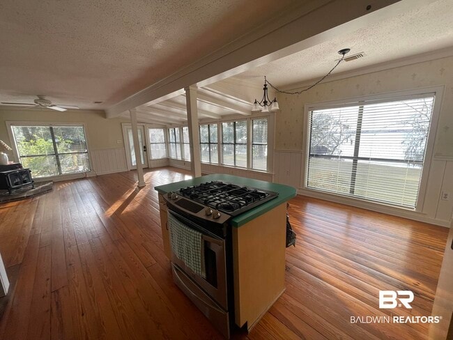 Building Photo - 6621 Purvis Rd