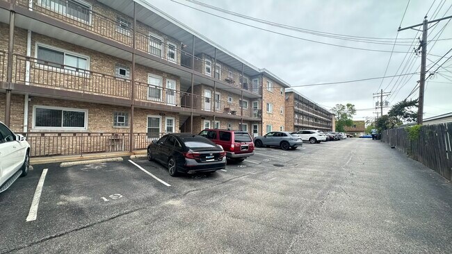 Building Photo - 4935 N Harlem Ave