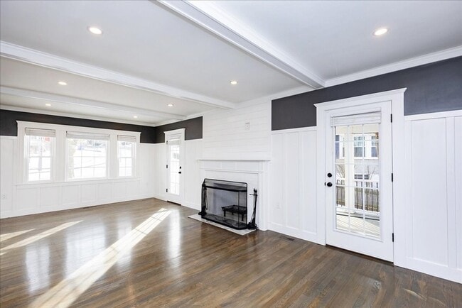 Building Photo - 37 Wolcott Rd