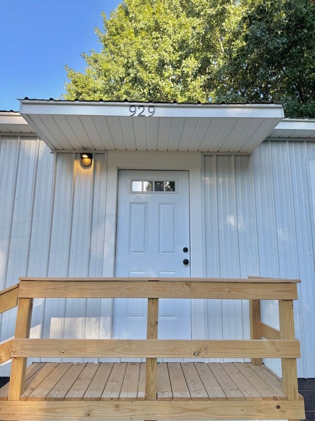 Building Photo - Statesville - 2BD/1BA