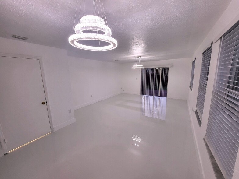 Building Photo - 19340 SW 103rd Ct