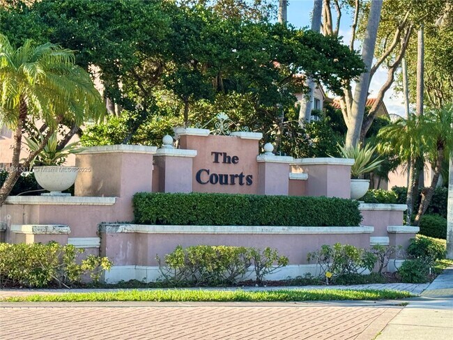 Building Photo - 6540 NW 114th Ave
