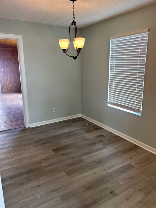Building Photo - 4808 Sherri Ln