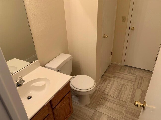 Building Photo - 10911 Grassmere Ct