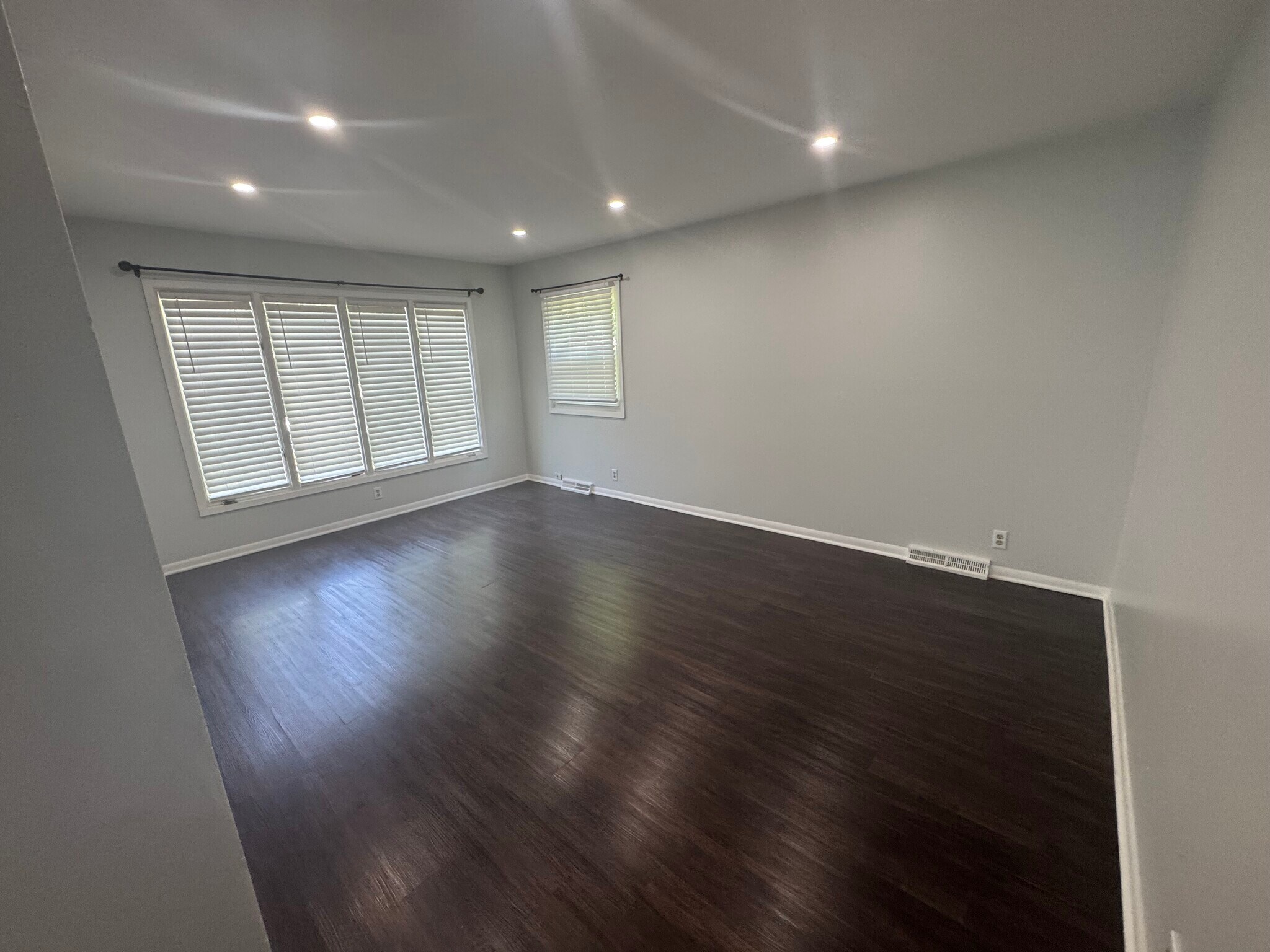 Living Room - 7211 W Brentwood Ave