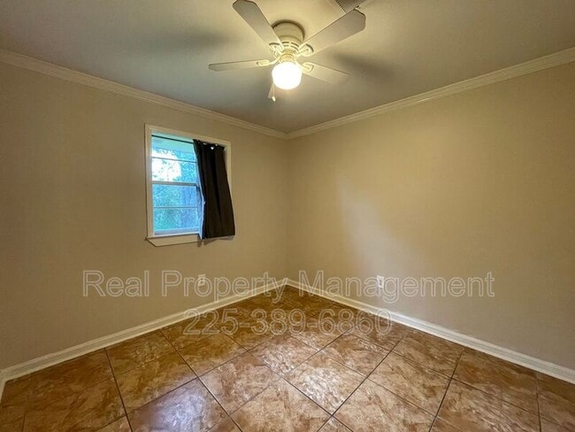 Building Photo - 7921 Greenwell St